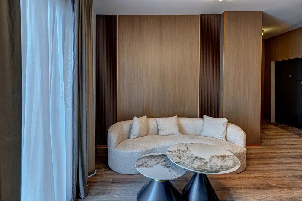 Apartament de 2 camere , 54  mp, Modern , Eroilor