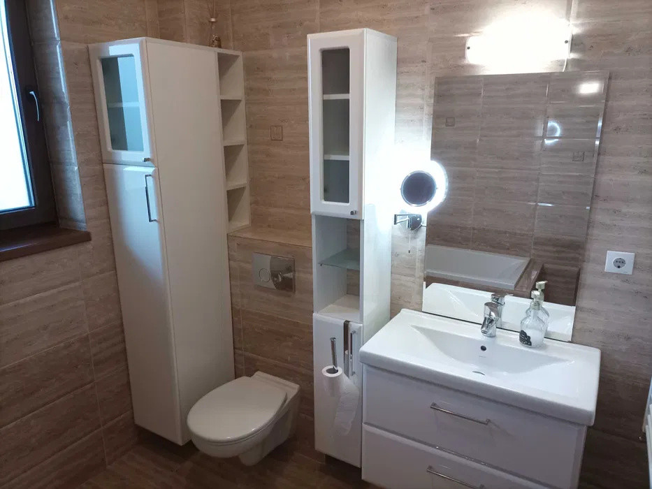 Apartament 3 camere, 2 balcoane, loc parcare, 70 mp, Europa