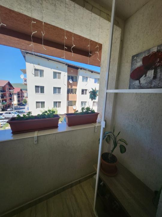 Apartament cu 2 camere decomandat, 43 mp, parcare, zona Teilor