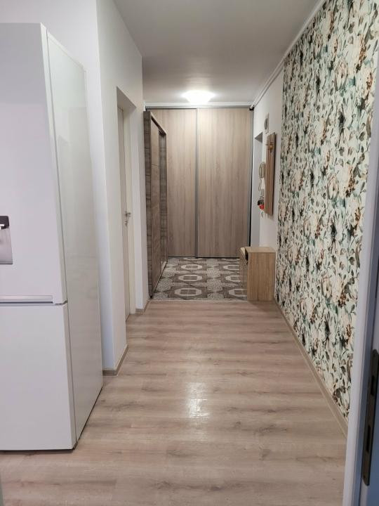 Apartament cu 2 camere decomandate, grădină,parcare inclusa,zona Terra