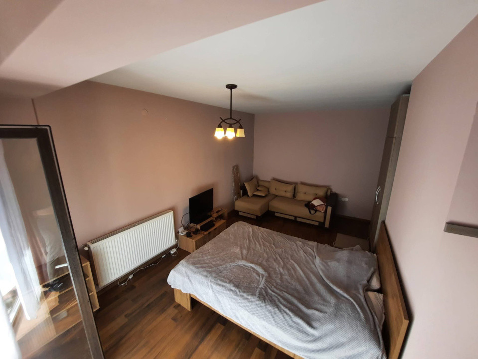 Apartament de vânzare ,etaj intermediar ,zona Eroilor,garaj subteran 