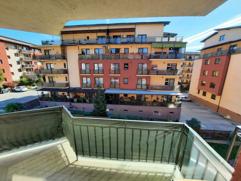 Apartament de vânzare ,etaj intermediar ,zona Eroilor,garaj subteran 
