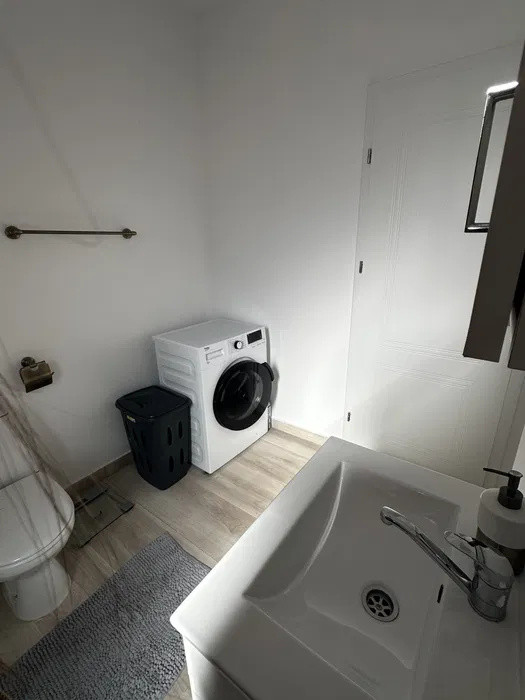 Apartament 2 camere, 58 mp, loc parcare, Semicentral