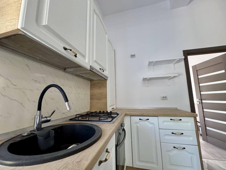 Apartament 3 camere, 63 mp, mobilat, terasă, zona Corneliu Coposu