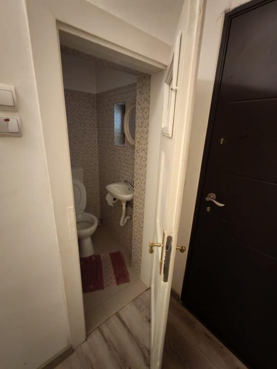 Apartament la casa cu gradina de 480 mp, Zona Semicentrala