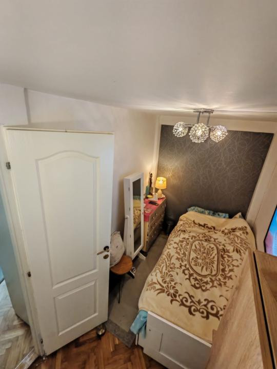 Casa cu 2 camere, 43 mp plus 480 mp teren, Zona strazii Horea