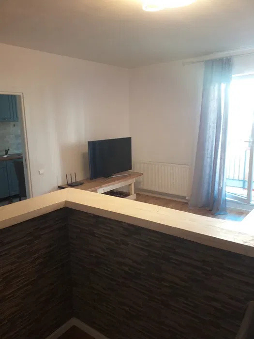 Apartament cu 2 camere, 45 mp, balcon, zona Abatorului