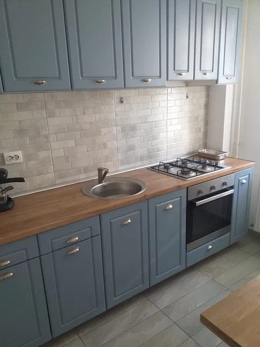 Apartament cu 2 camere, 45 mp, balcon, zona Abatorului