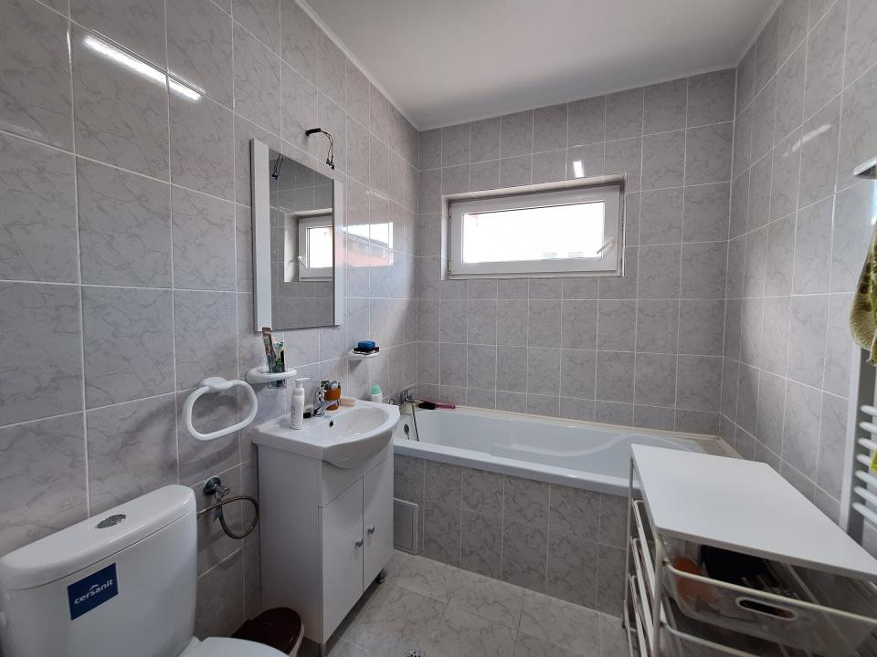 Apartament cu 2 camere, 55,57 mp, parcare, etajul 1, zona Terra