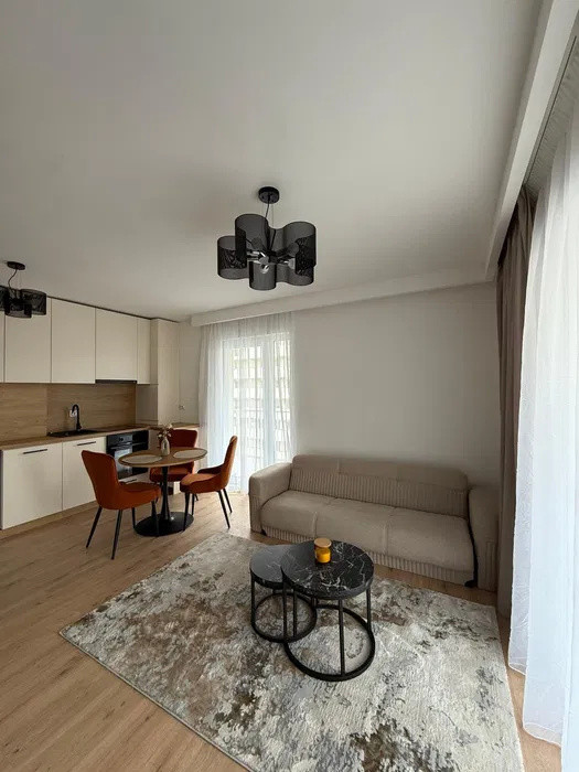 Apartament cu 3 camere, 53 mp, terasa, zona Eroilor