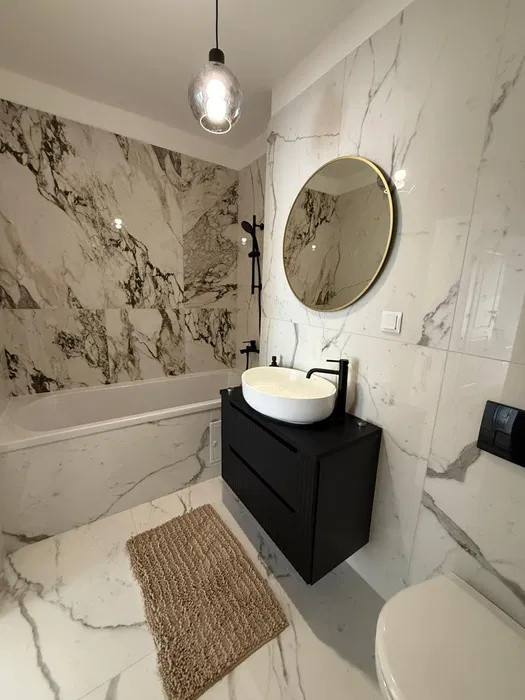 Apartament cu 3 camere, 53 mp, terasa, zona Eroilor