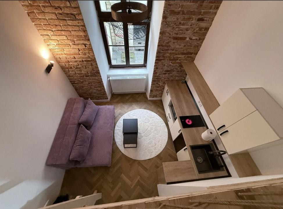 Studio,în zona ultracentrală etaj intermediar 
