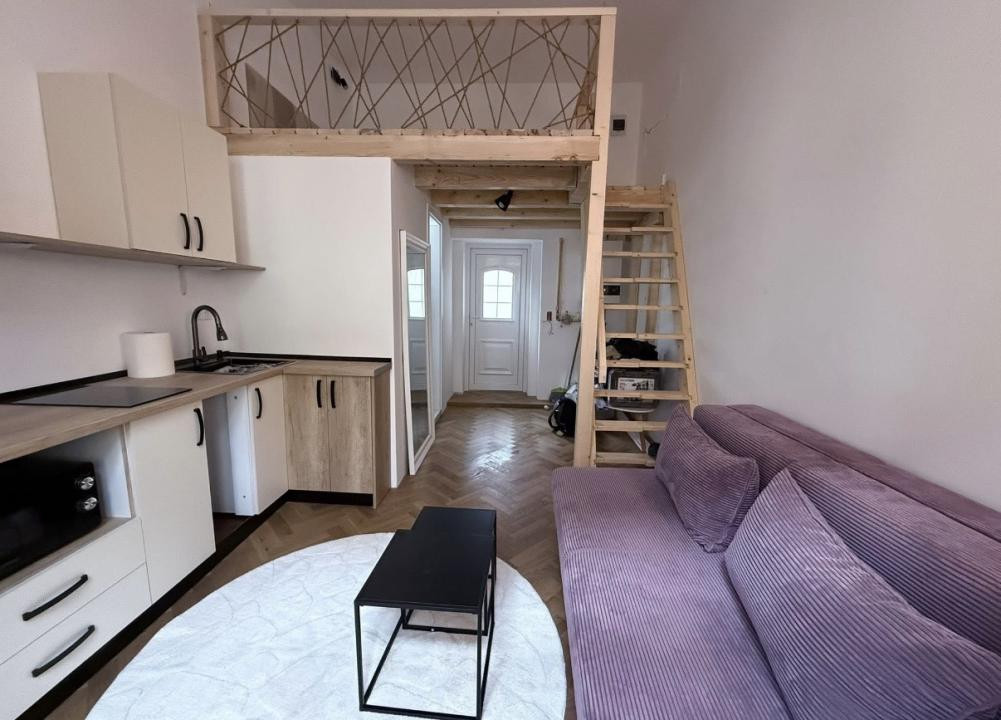 Studio,în zona ultracentrală etaj intermediar 