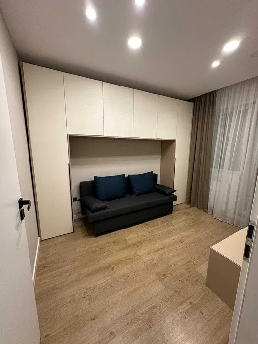 Apartament cu 3 camere, 62 mp, parcare, zona Eroilor