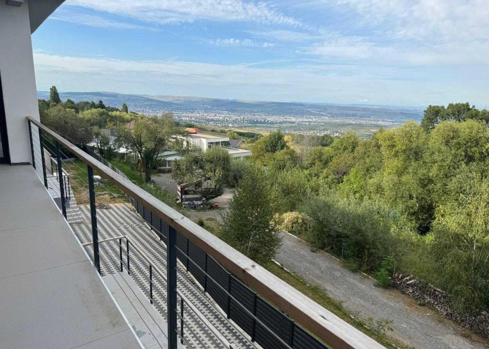 Duplex de vanzare, 220mp utili, 2 garaje, Feleacu 