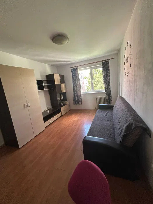 Apartament cu 2 camere, 36 mp, etaj intermediar, zona Casa Piratilor
