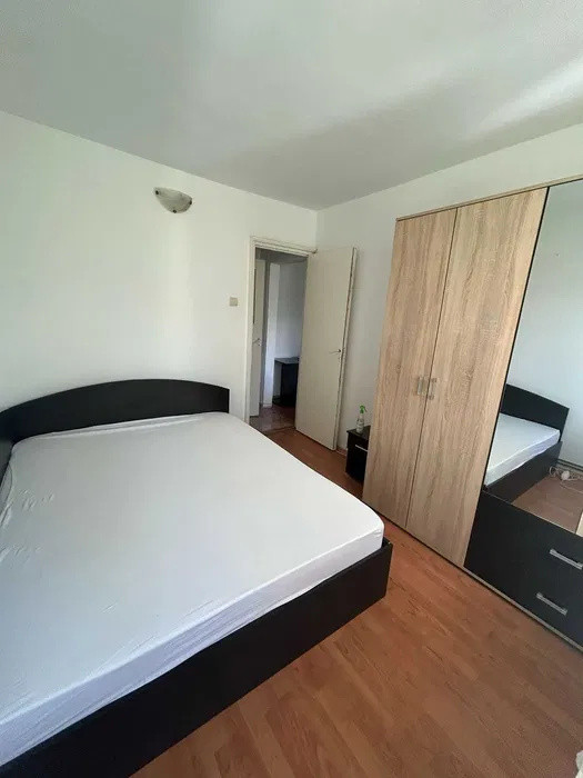 Apartament cu 2 camere, 36 mp, etaj intermediar, zona Casa Piratilor