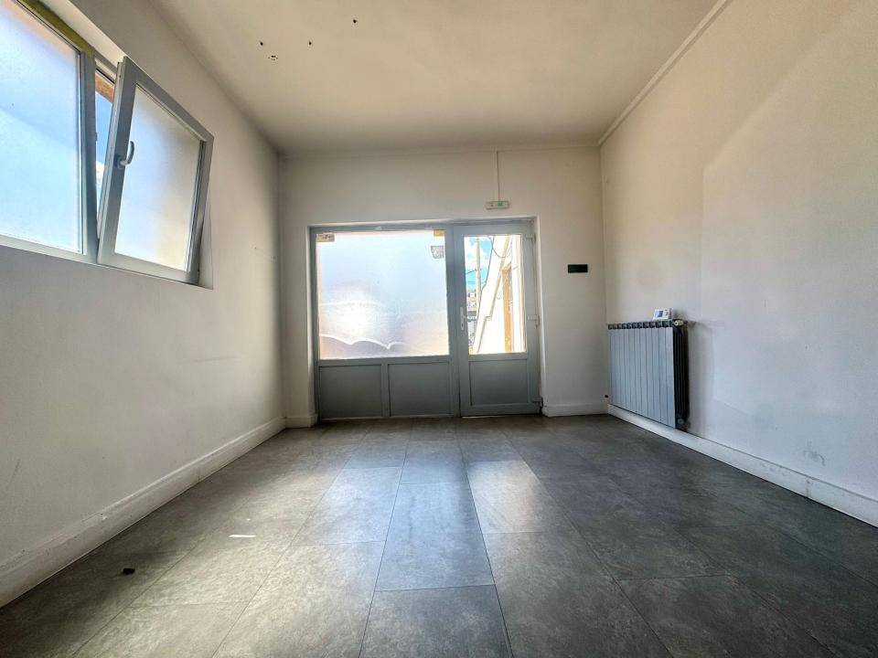 Spațiu cazare muncitori, 150 mp, parter, 2 parcări, zona Teodor Mihaly