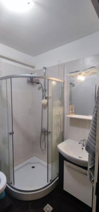 Garsoniera, 23mp, parcare, zona Regal