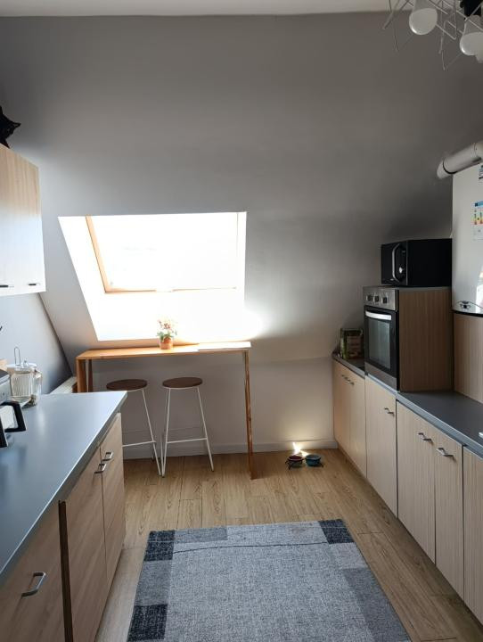 Apartament 3 camere, pe 2 nivele, 80 mp utili, parcare, Porii Floresti