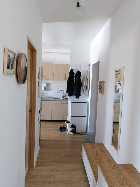 Apartament 3 camere, pe 2 nivele, 80 mp utili, parcare, Porii Floresti