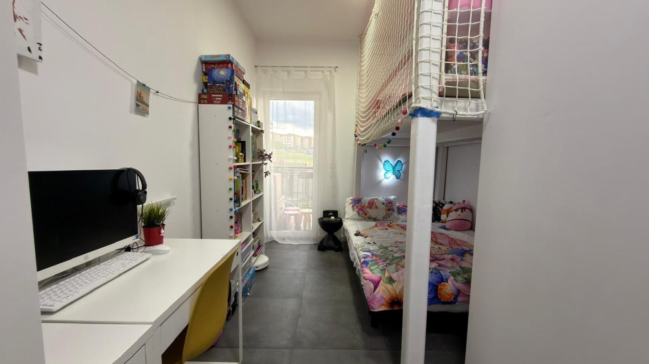 Apartament cu 3 camere,terasa,gradina si parcare,zona Parc Poligon