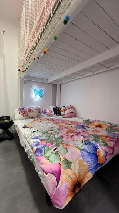 Apartament cu 3 camere,terasa,gradina si parcare,zona Parc Poligon