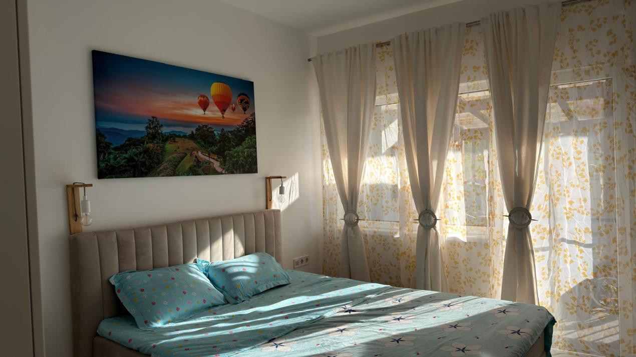Apartament cu 3 camere,terasa,gradina si parcare,zona Parc Poligon