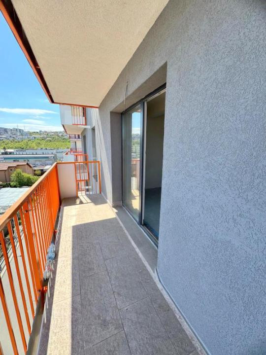 Apartament 3 camere decomandate, 71.40 mp, 2 terase, parcare, zona VIVO
