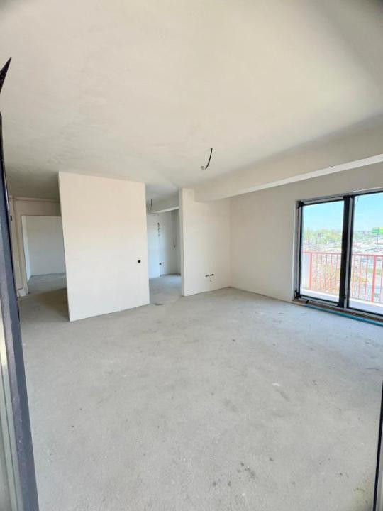 Apartament 3 camere decomandate, 71.40 mp, 2 terase, parcare, zona VIVO