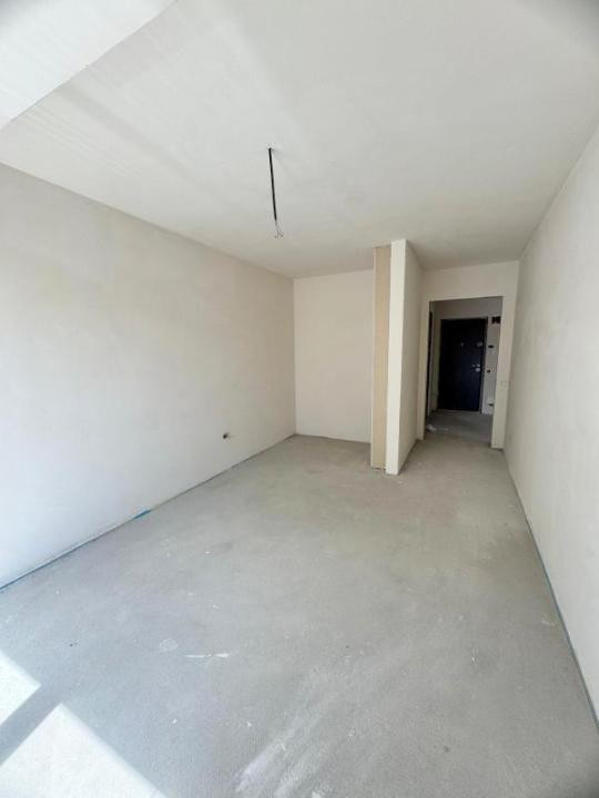 Apartament 3 camere decomandate, 71.40 mp, 2 terase, parcare, zona VIVO