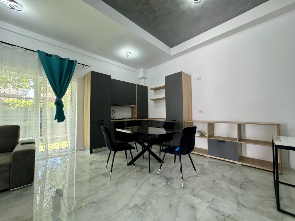 Apartament 3 camere, 75 mp, mobilat, terasă, zona Corneliu Coposu