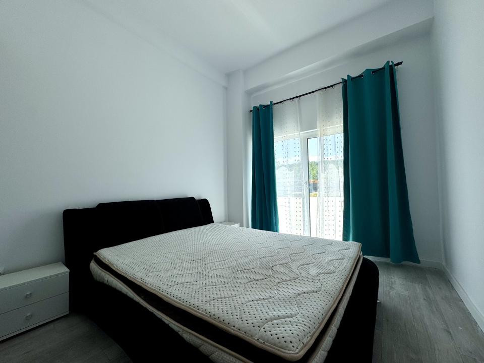 Apartament 3 camere, 75 mp, mobilat, terasă, zona Corneliu Coposu