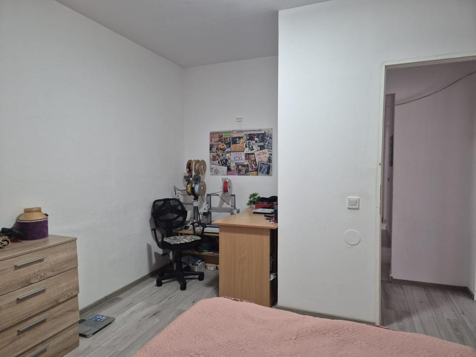 Apartament cu 2 camere,parcare inclusa, zona Florilor
