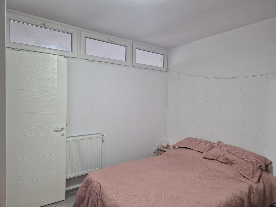 Apartament cu 2 camere,parcare inclusa, zona Florilor