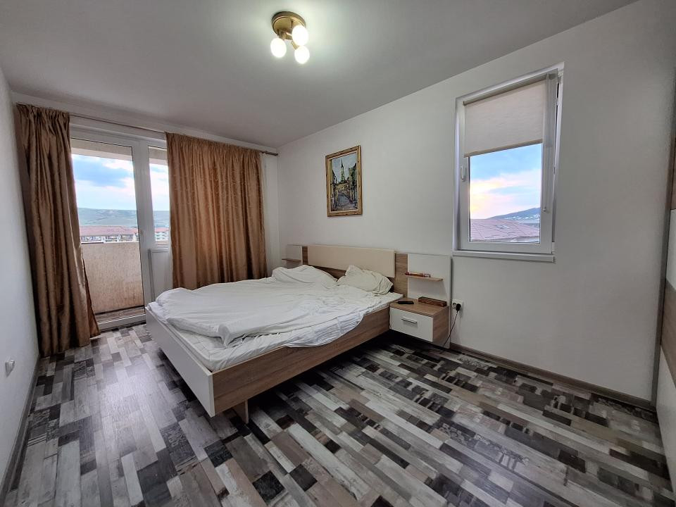 Apartament cu 3 camere, 59 mp, parcare, zona Teilor