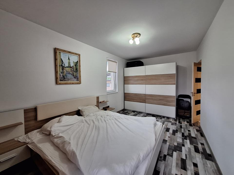 Apartament cu 3 camere, 59 mp, parcare, zona Teilor