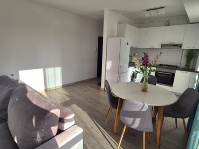 Apartament cu 2 camere, 44,6 mp, balcon, zona Stadionului