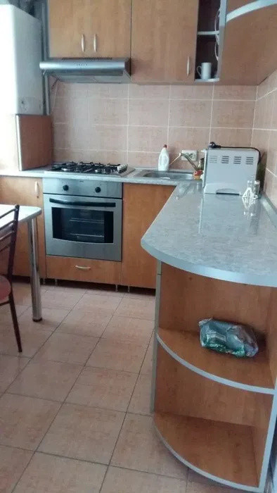 Apartament cu o camera decomandat, balcon, zona VIVO