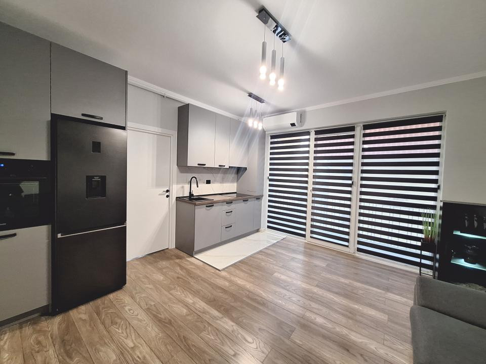 Apartament cu 2 camere, 38 mp, parcare, zona Dumitru Mocanu