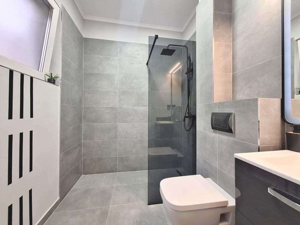 Apartament cu 2 camere, 38 mp, parcare, zona Dumitru Mocanu