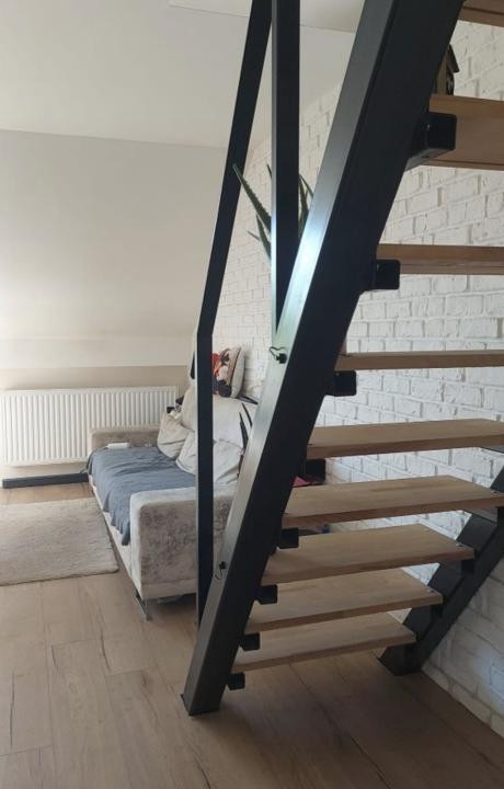 Apartament spațios cu 4 camere,parcare,100 mp utili,zona Stadionului