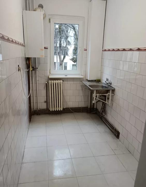 Apartament 2 camere, 39mp, recent renovat, etaj intermediar, zona Primaverii