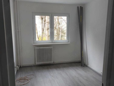Apartament 2 camere, 39mp, recent renovat, etaj intermediar, zona Primaverii