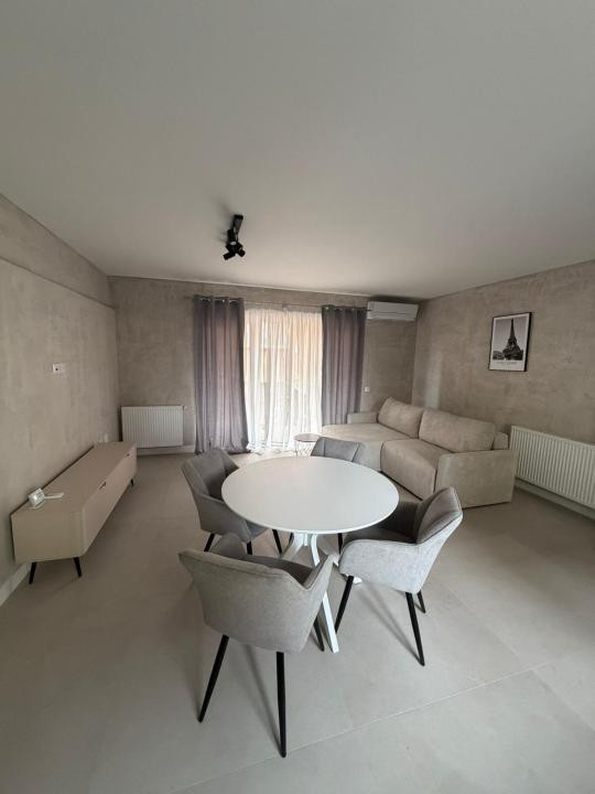 Apartament cu 2 camere, 52 mp ,parcare, zona Muzeul Apei