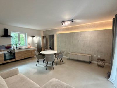 Apartament cu 2 camere, 52 mp ,parcare, zona Muzeul Apei