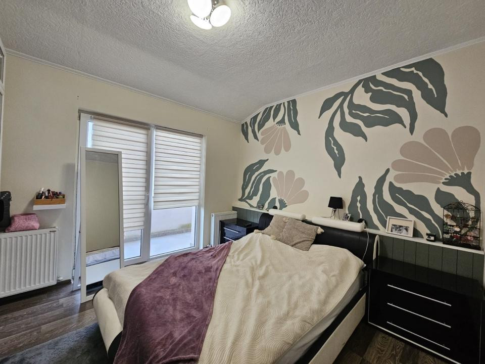 Apartament cu 2 camere ,terasa de 25 mp , garaj individual ,zona Eroilor