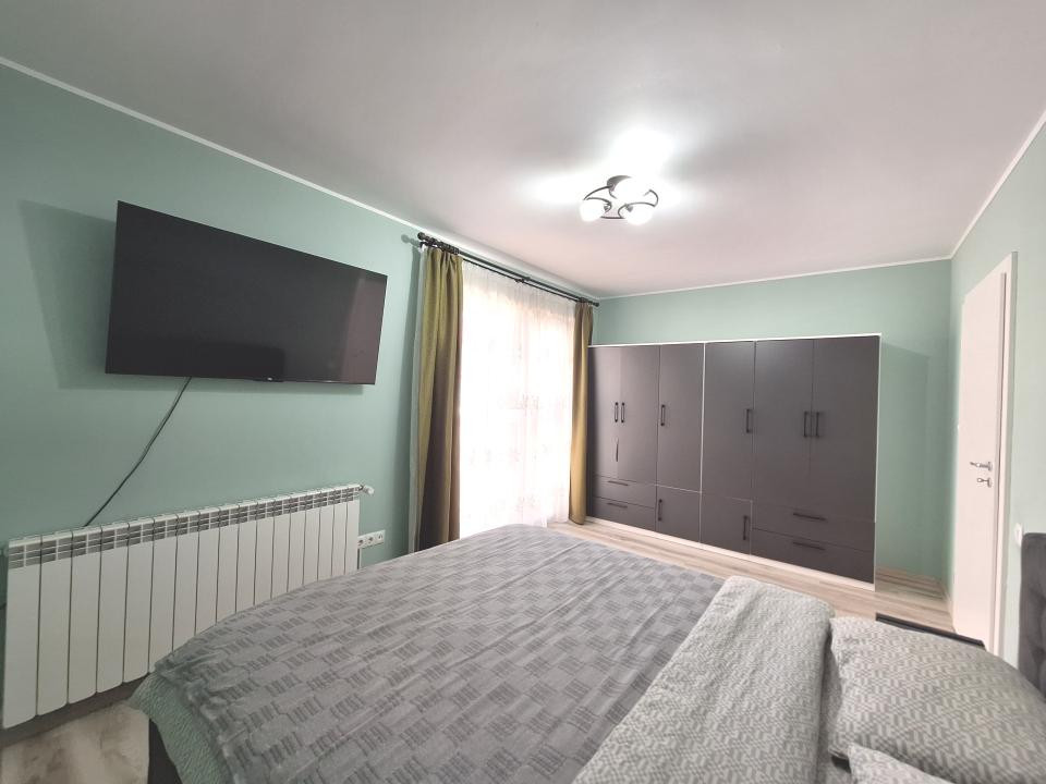 Apartament cu 2 camere, 55 mp, balcon, zona Cetatii