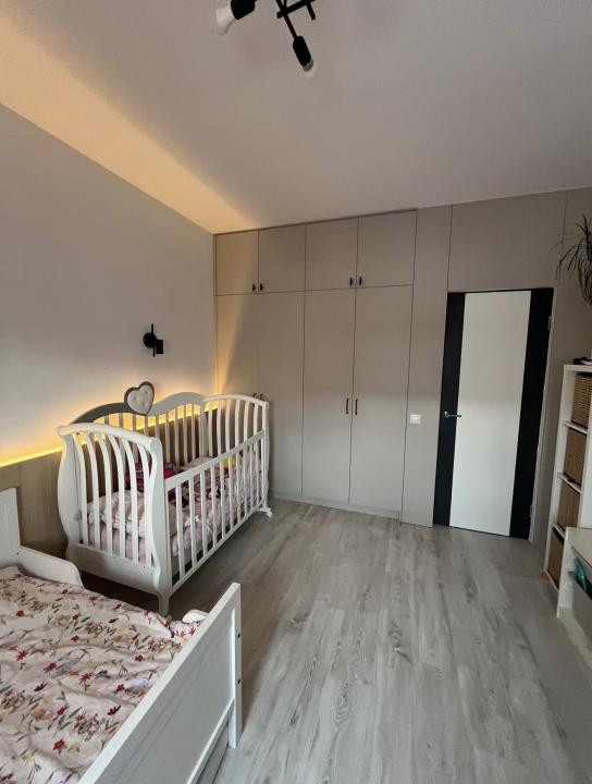 Apartament de 75 mp utili,3 camere,2 bai , zona Parcul Poligon 
