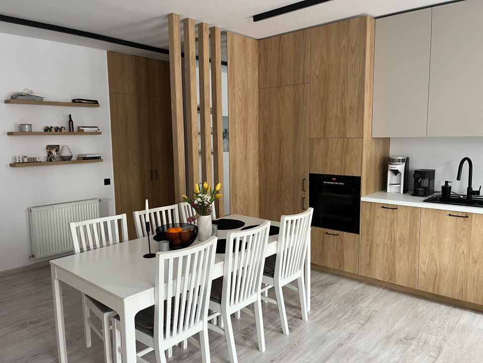 Apartament de 75 mp utili,3 camere,2 bai , zona Parcul Poligon 